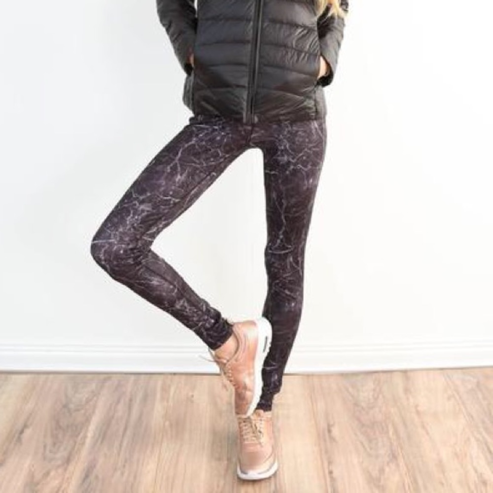 Black Marble Design Active Wear Yoga Leggings - Picture 2 of 8